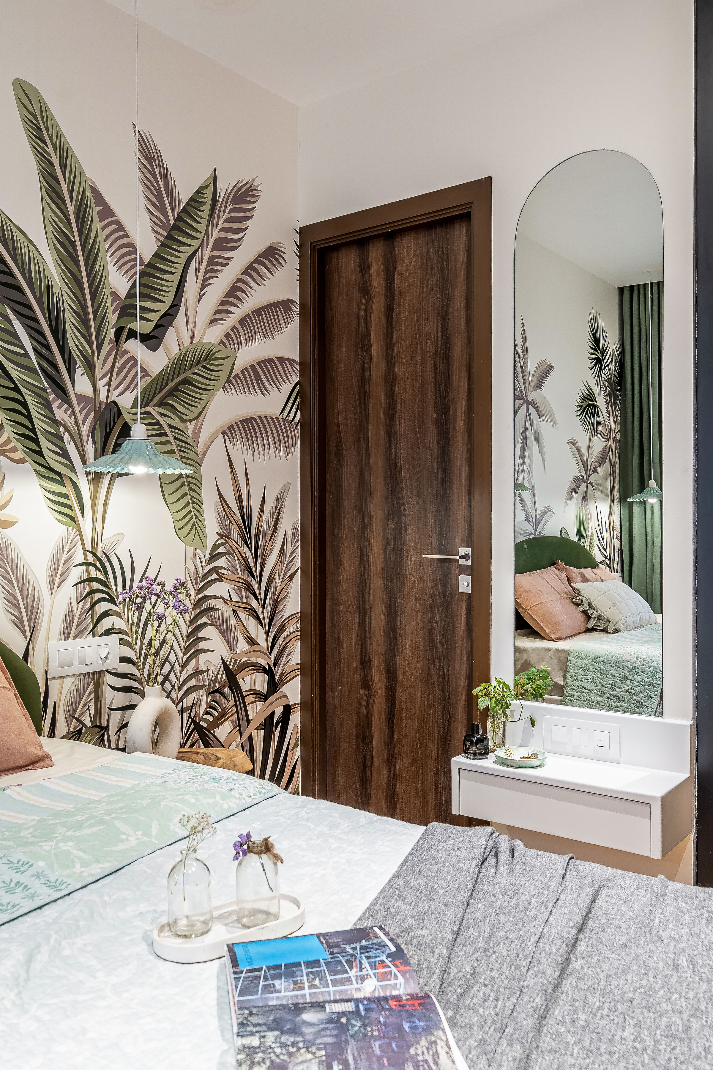 Master bathroom — Varna, Powai